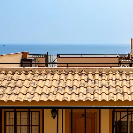 Magnifico Piso De Playa En Benalmadena Costa Malaga